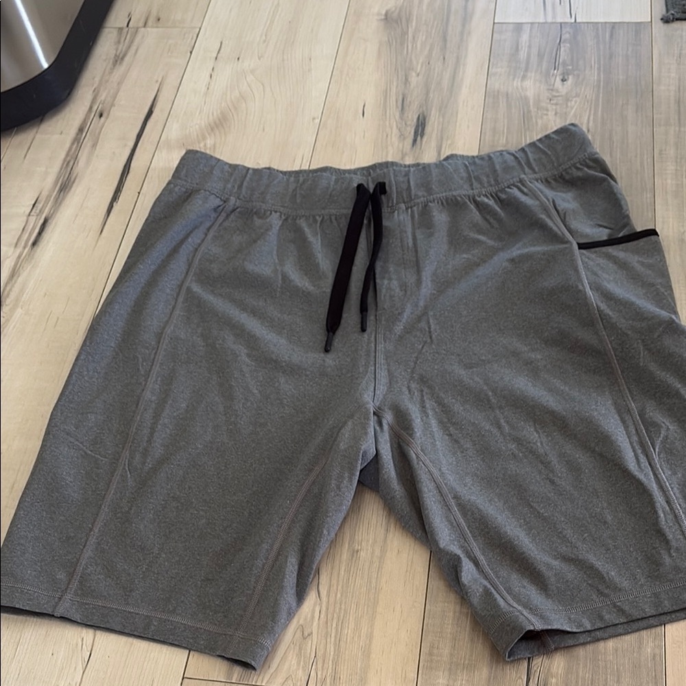 Men’s Lululemon Gray Shorts XXL